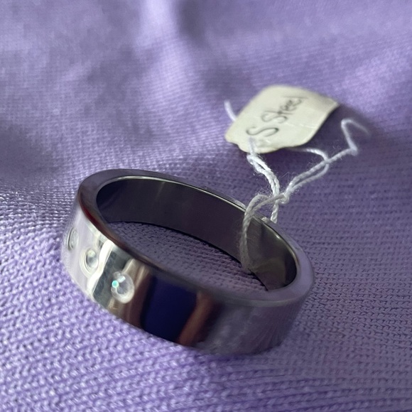 Beautiful Stainless Steel Band - Picture 2 of 3